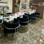 تجهیزات سالن زیبایی تخت ترولی صندلی میزناخن استند سرشور