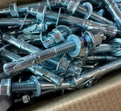 رول بولت و یونولیت، بهترین راهکارها برای نصب والپست