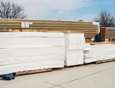 راهنمای تشخیص ساندویچ پانل کارکرده سالم از پانل‌های تعمیری و بی‌کیفیت