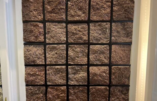 ارائه سنگ های کوبیک و ورقه ای در رنگهای متنوع باضمانت کیفیت