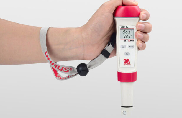 مولتی پارامتر قلمی اوهاس مدل ST20M