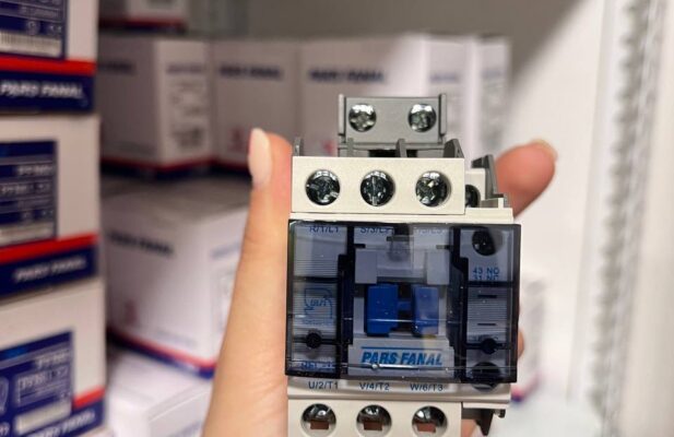 فروش ویژه تجهیزات برق صنعتی در فروشگاه تسلا کالا
