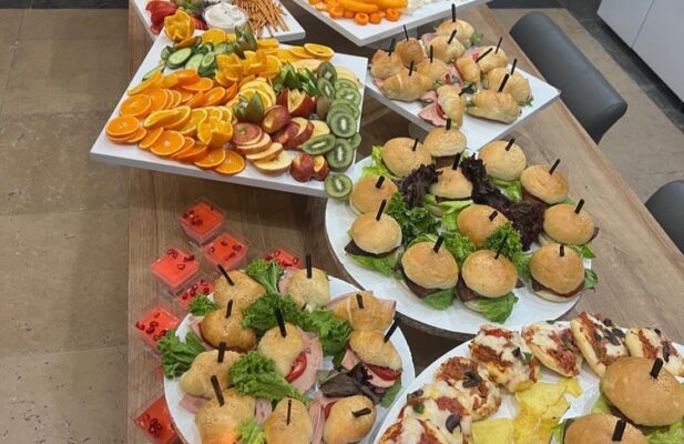 تشریفات شهر برگزارکننده مراسمات تولد ،عروسی، ترحیم، افتتاحیه